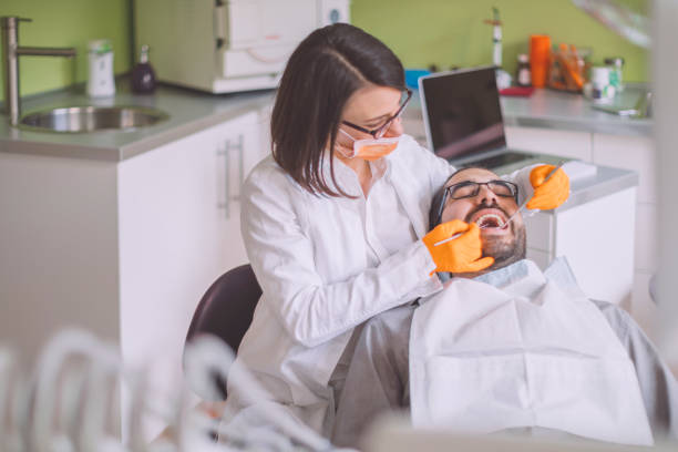 Best Emergency Dental Care for Broken or Chipped Teeth in Libertyvle, IL